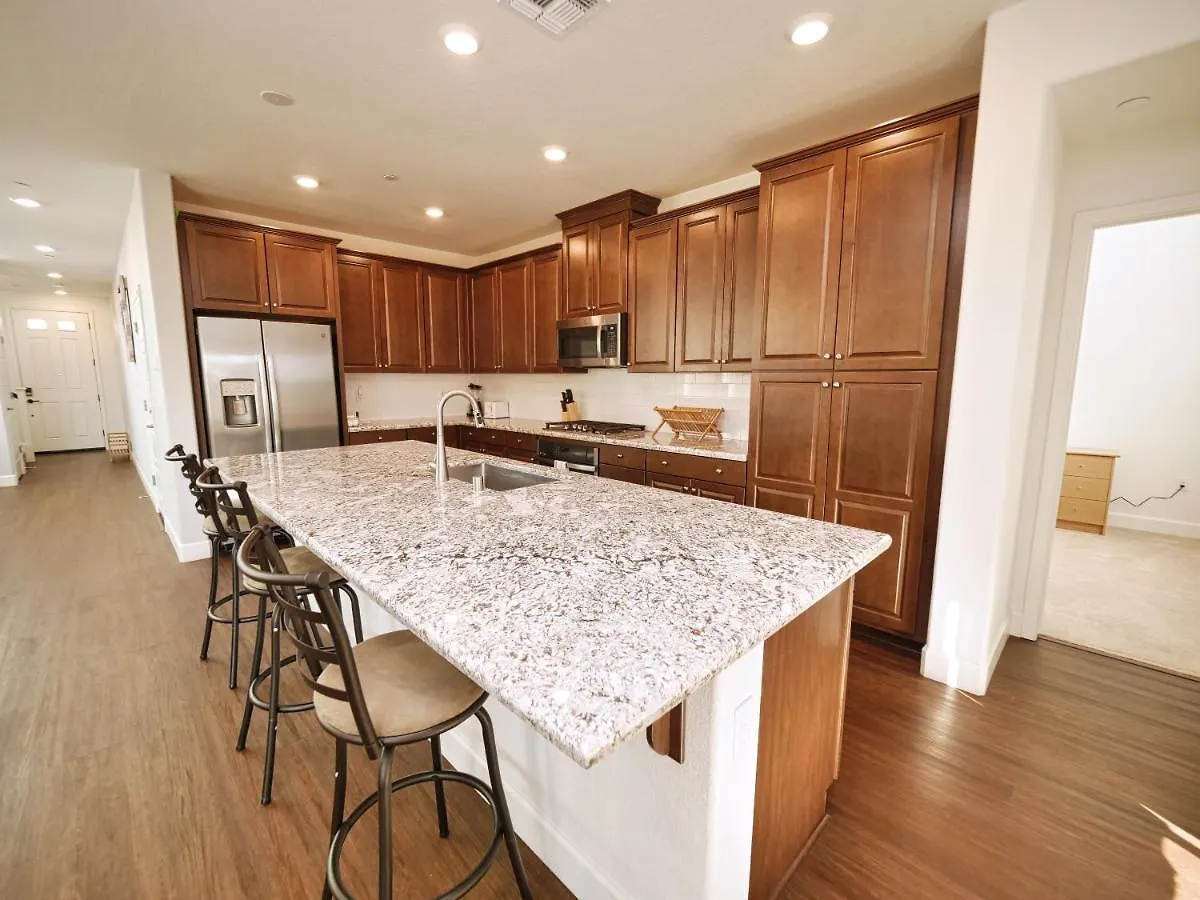 Holiday home Luxury 3 Bedroom House Near Sacramento Airport