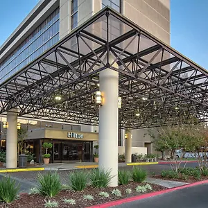 Hilton Arden West Hotell